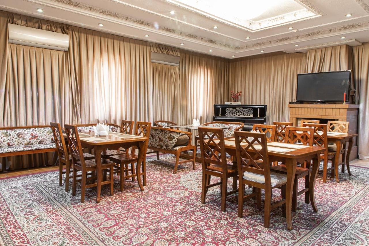 Nur M Hotel Tashkent Luaran gambar