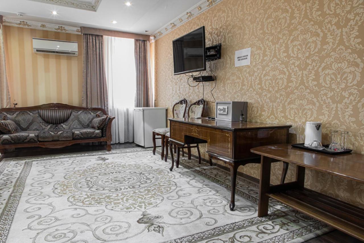 Nur M Hotel Tashkent Luaran gambar